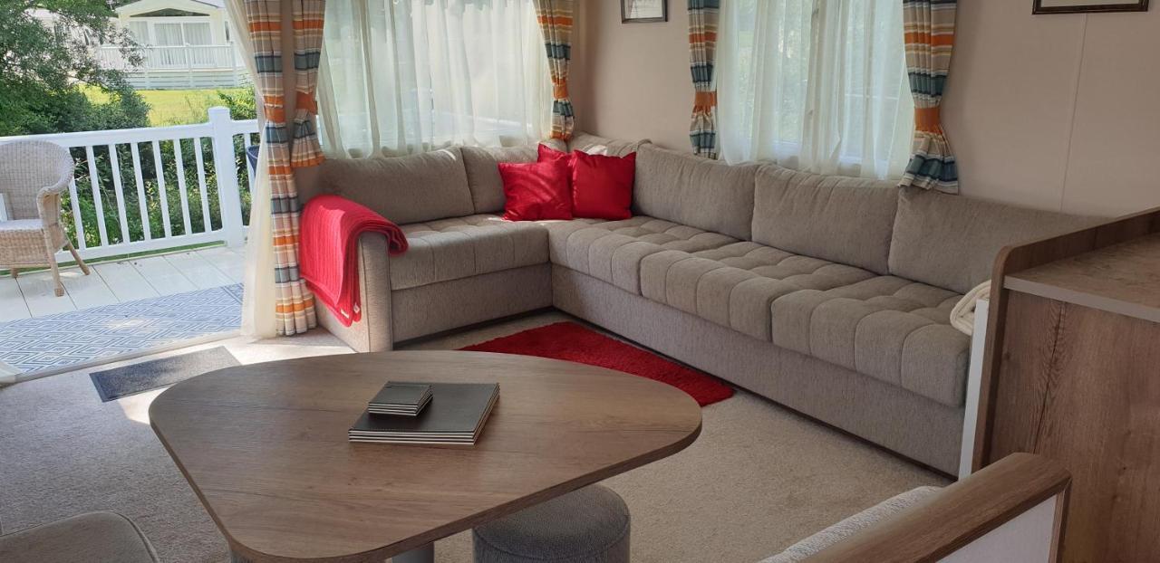 Lakeside Cotswold Holiday Home Cirencester Luaran gambar