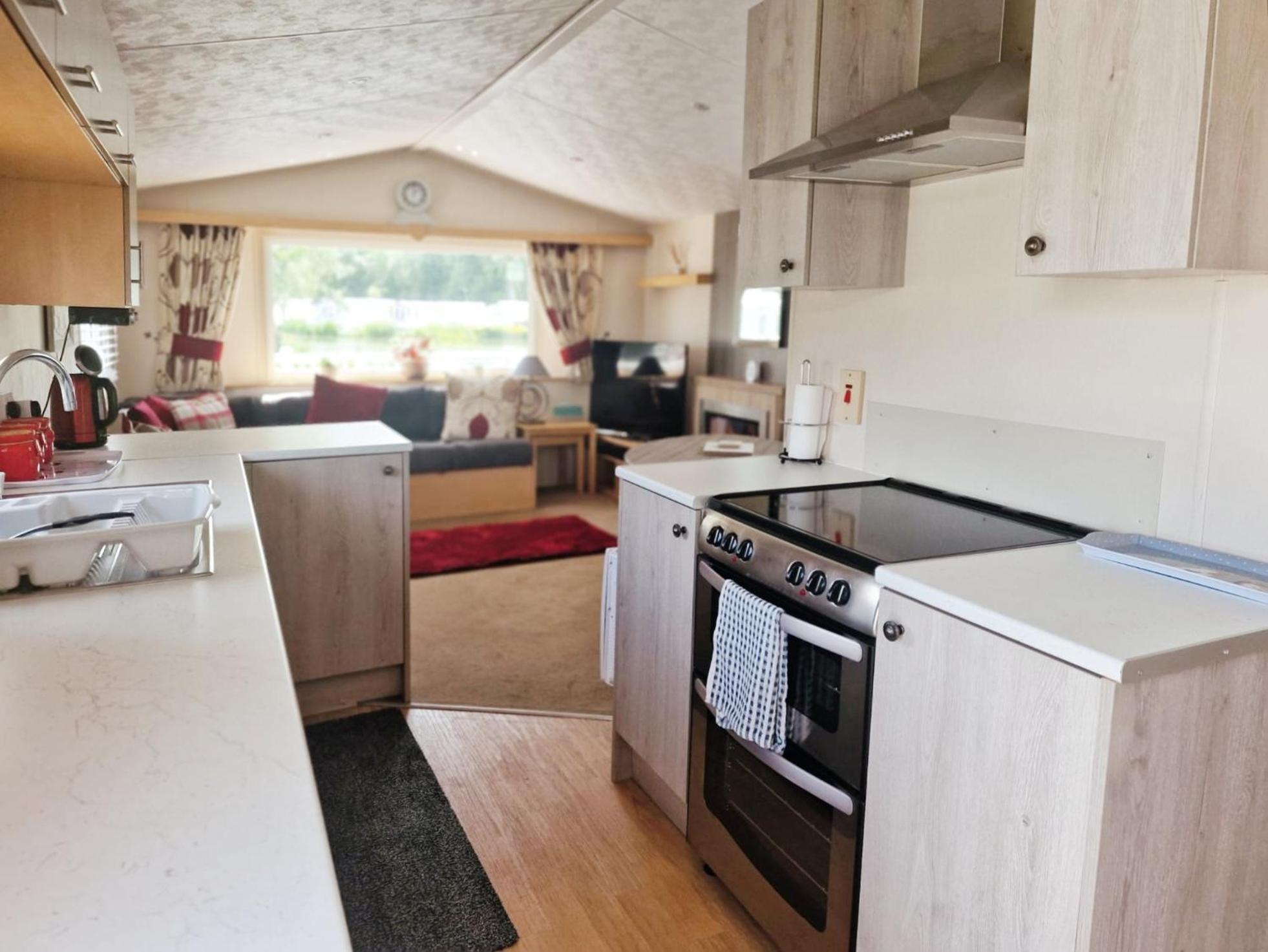 Lakeside Cotswold Holiday Home Cirencester Luaran gambar