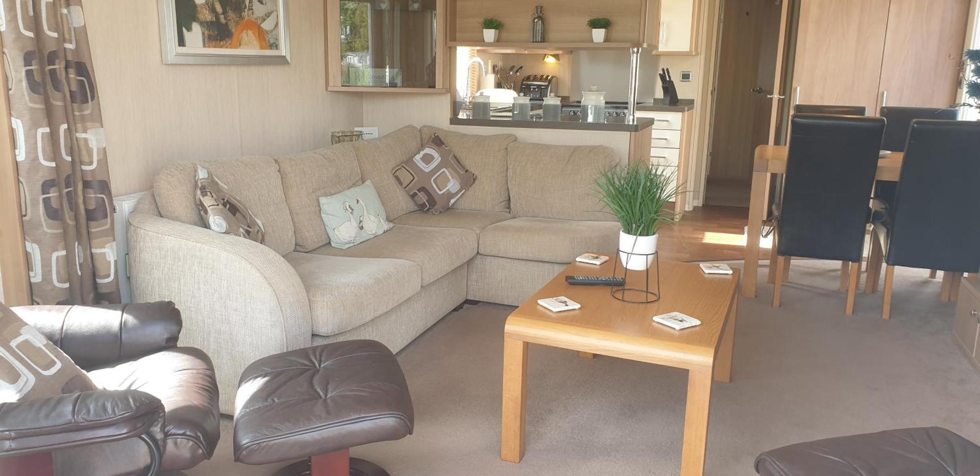 Lakeside Cotswold Holiday Home Cirencester Bilik gambar