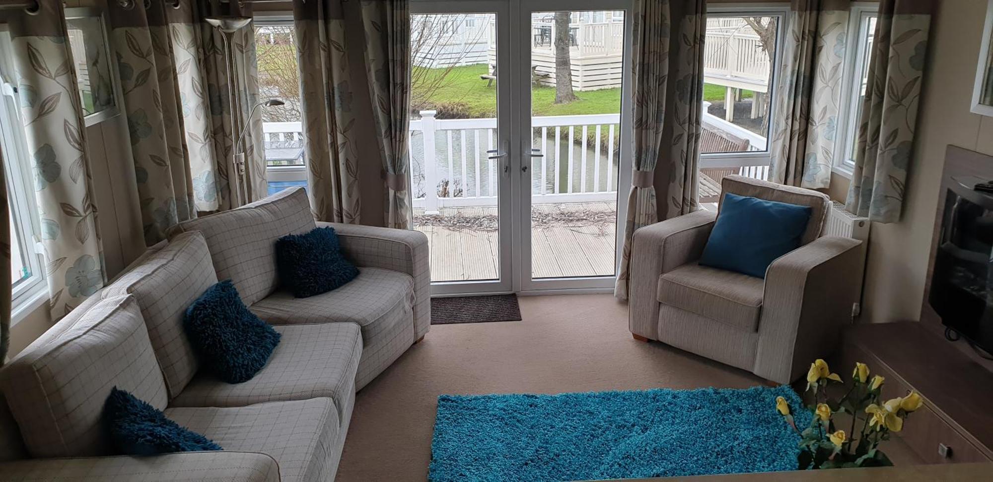 Lakeside Cotswold Holiday Home Cirencester Bilik gambar